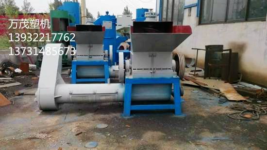 60型強(qiáng)壓破碎機(jī)